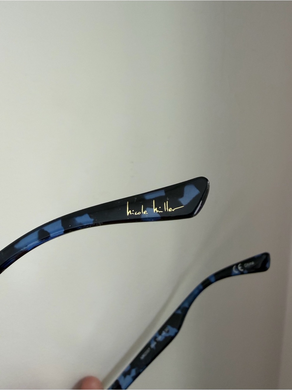 Nicole Miller Blue Tortoiseshell Square Reading Glasses +2.00 - Picture 2 of 3